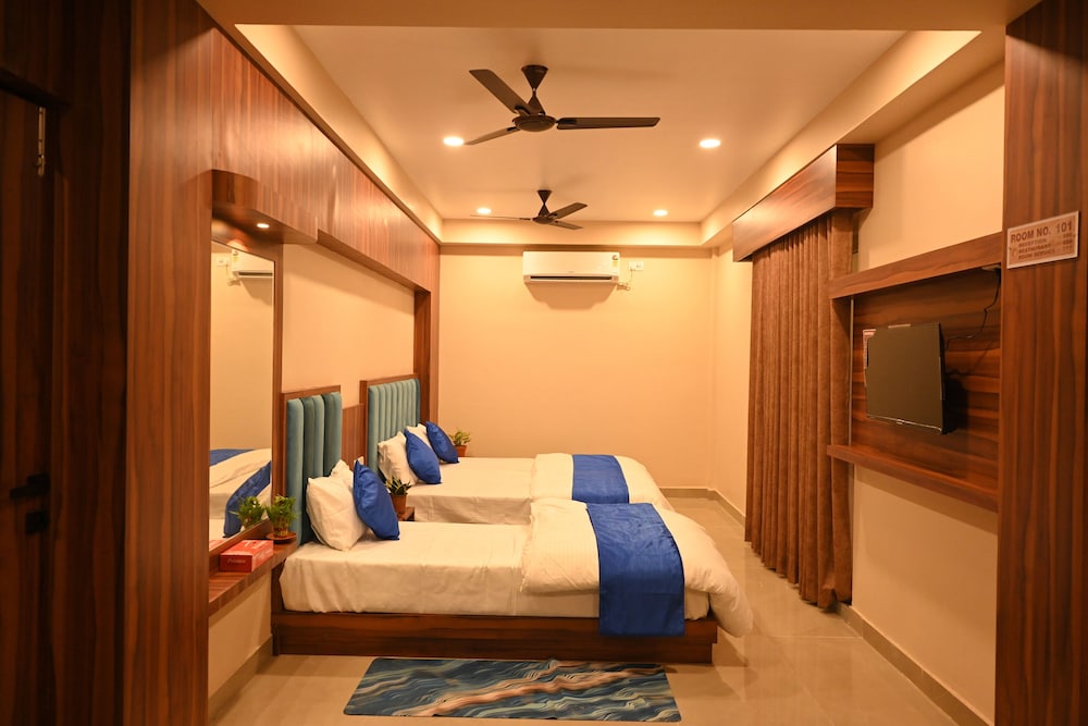 Luxury Studio, Balcony, Sea View