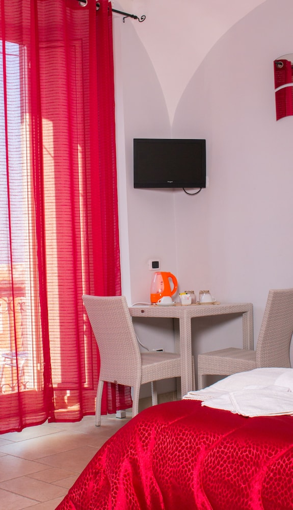 Double or Twin Room, Balcony, Sea View photo 2