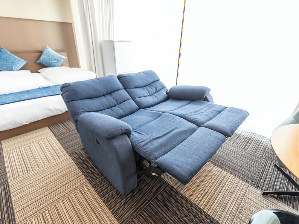 [Non Smoking] Top Floor River View Suite