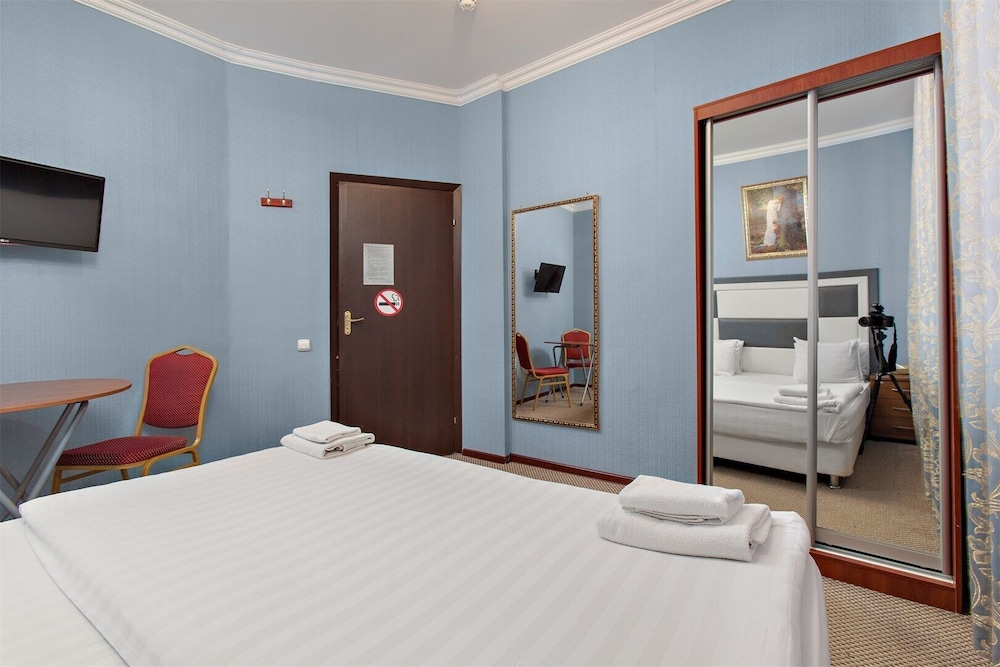 Economy Double Room, 1 Double Bed, No Windows
