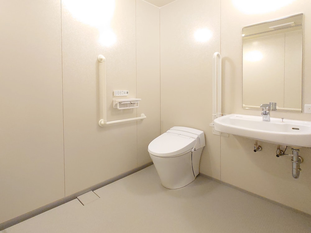 Universal Double Room, Non Smoking - Photo 15