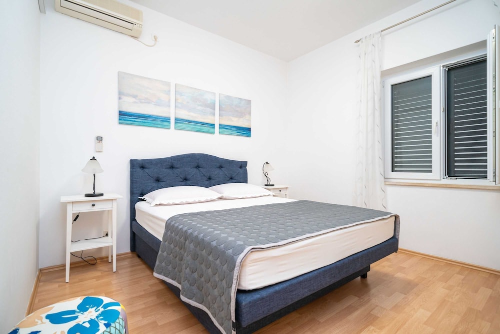 Apartment (Two-Bedroom Apartment with Terrace)
