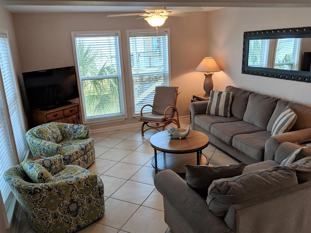 Townhome, 4 Bedrooms photo 3