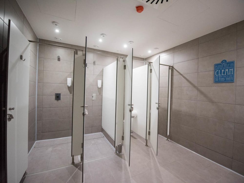 Shared Dormitory, Women only, Shared Bathroom (1 bed in 2 Bed Dorm) thumbnail 5