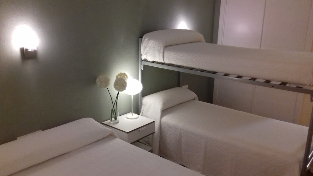 Quadruple Room photo 2