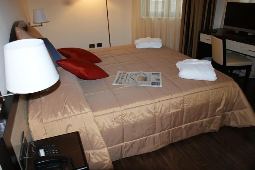 Junior Studio Suite photo 3