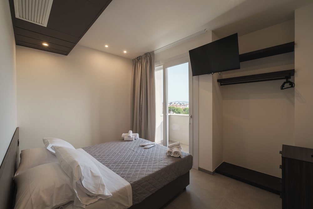 Apartment, Balcony
