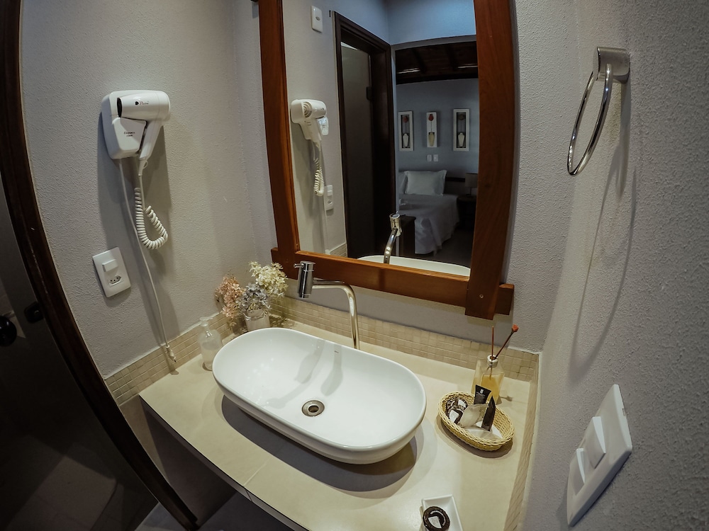 Superior Triple Room, Garden View photo 3