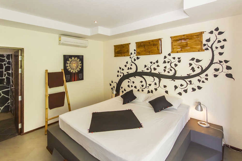 Deluxe Room, 1 Double Bed photo 2