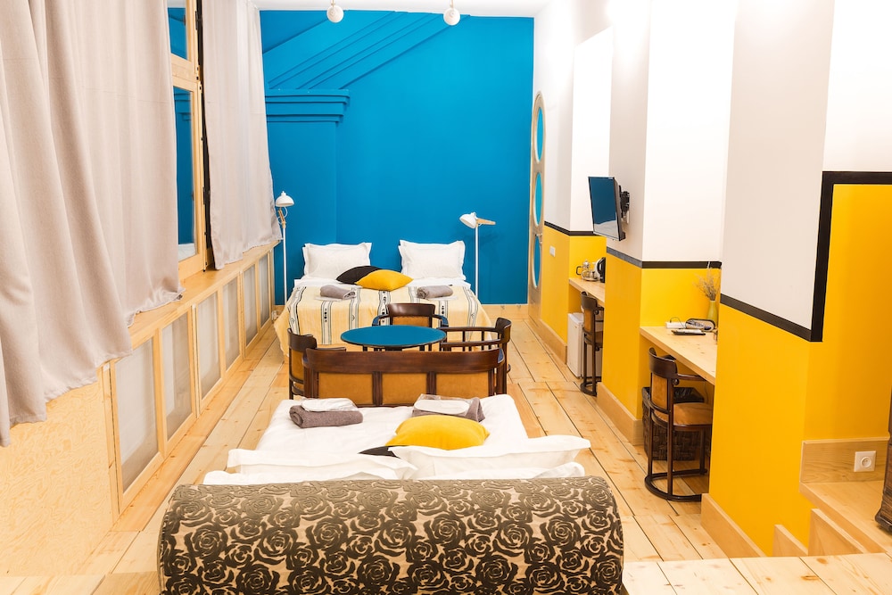 Luxury Double Room, 1 Queen Bed, City View, Executive Level photo 2