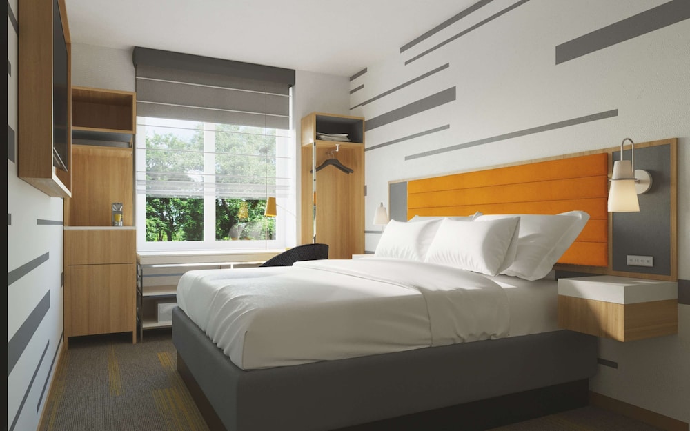 Room, 1 King Bed, Accessible, City View photo 3