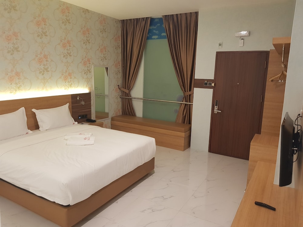 Deluxe Double Room - Photo 2