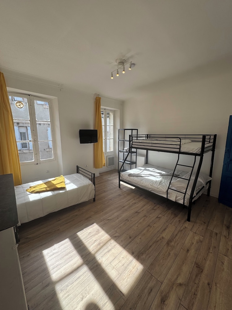Comfort Quadruple Room, Courtyard View