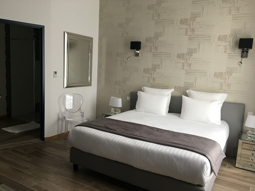Suite photo 1