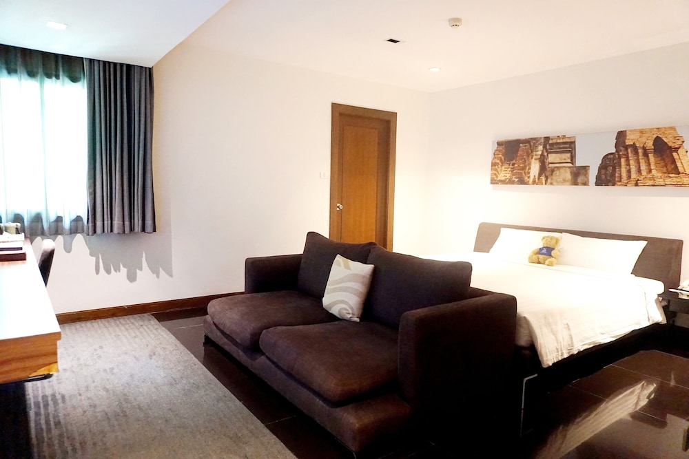 Grand Deluxe Single Room (L) photo 3