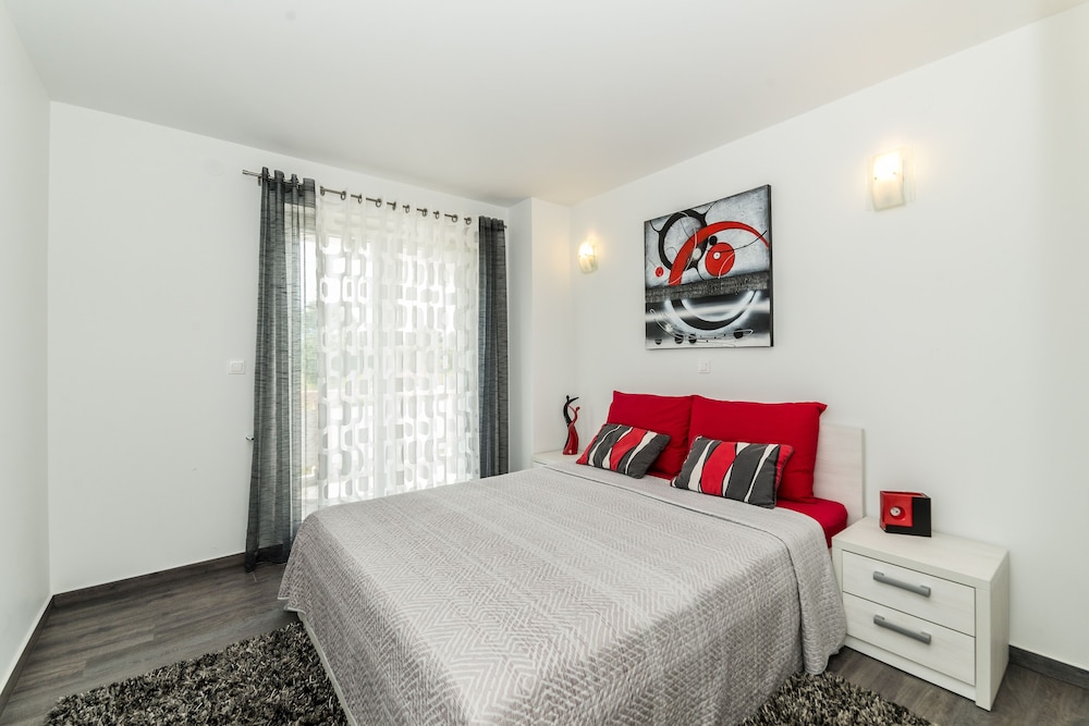 Exclusive Apartment