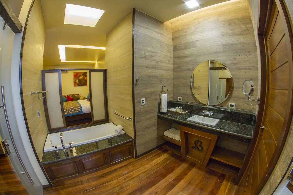 Junior Suite - Photo 6