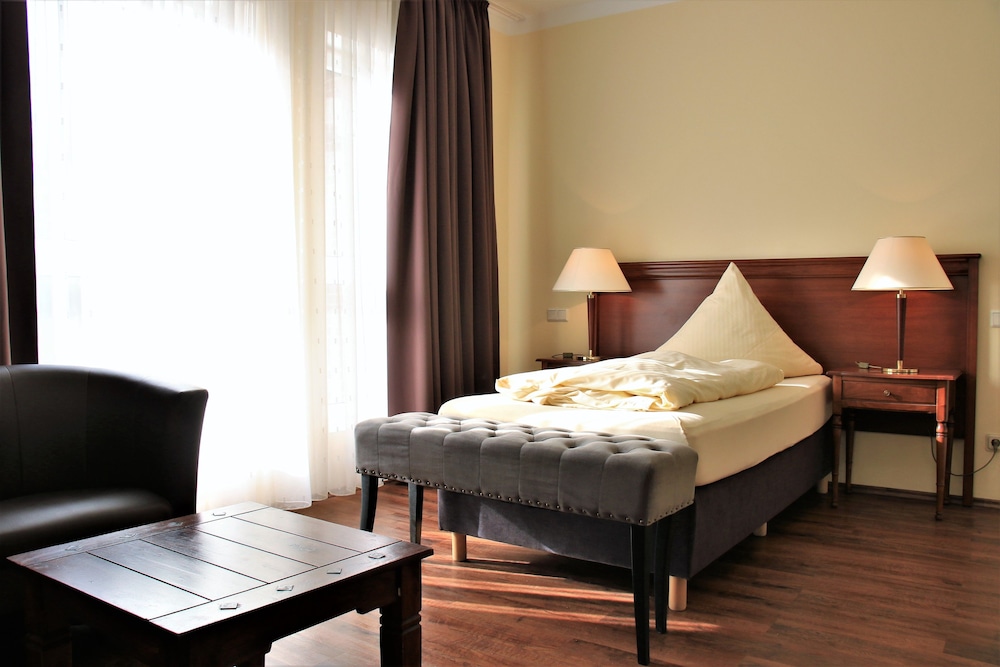Single Room photo 3