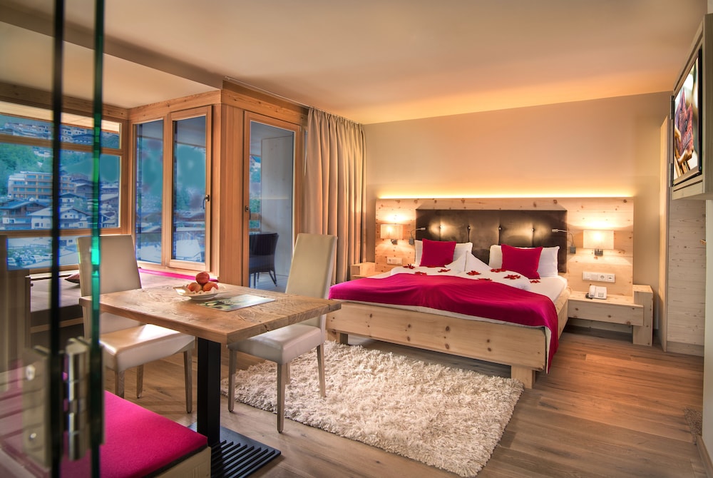 Romantic Suite Rubin photo 2