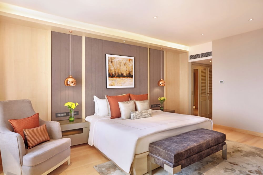 Luxury Suite, 1 King Bed