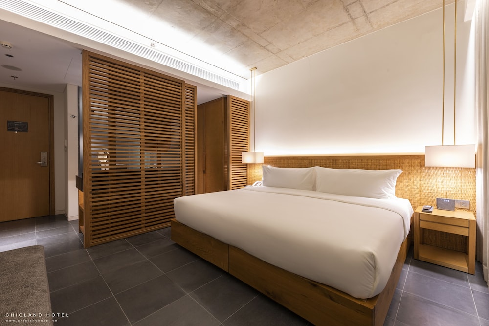 Deluxe Double Room - Photo 12