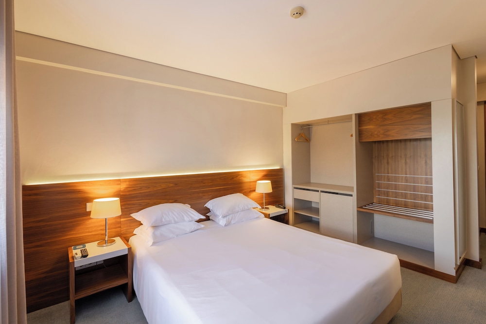 Superior Room, City View photo 2