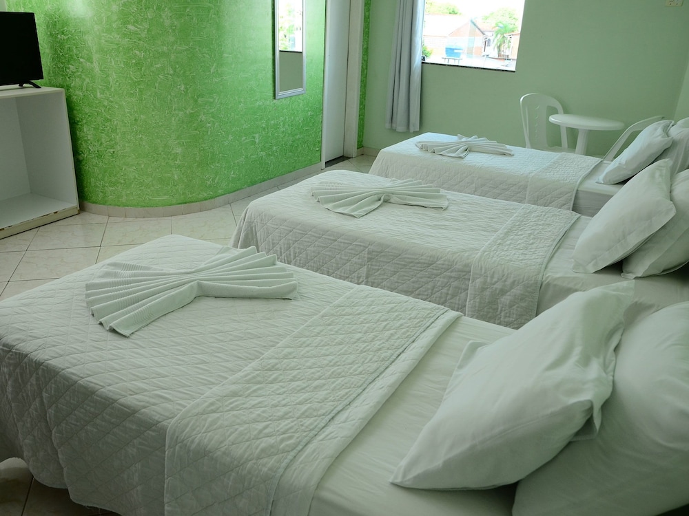 Triple Room, 3 Twin Beds photo 1