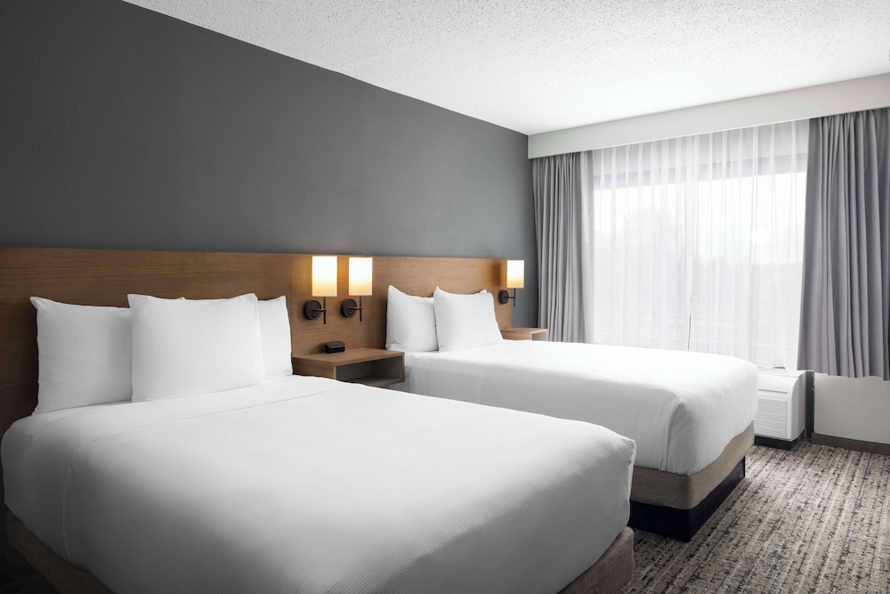 Room, 1 Double Bed with Sofa bed, River View (High Floor)