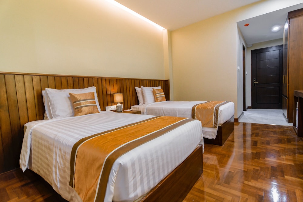 Deluxe Twin Room photo 3