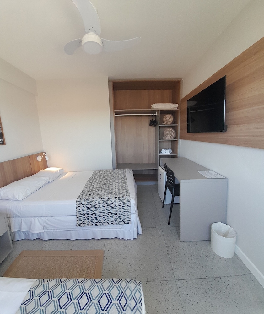 Deluxe Triple Room, Air conditioning photo 3