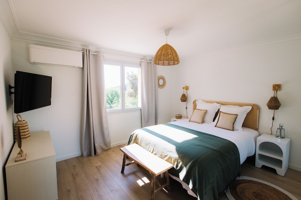Deluxe Double Room, Non Smoking, Private Bathroom photo 1