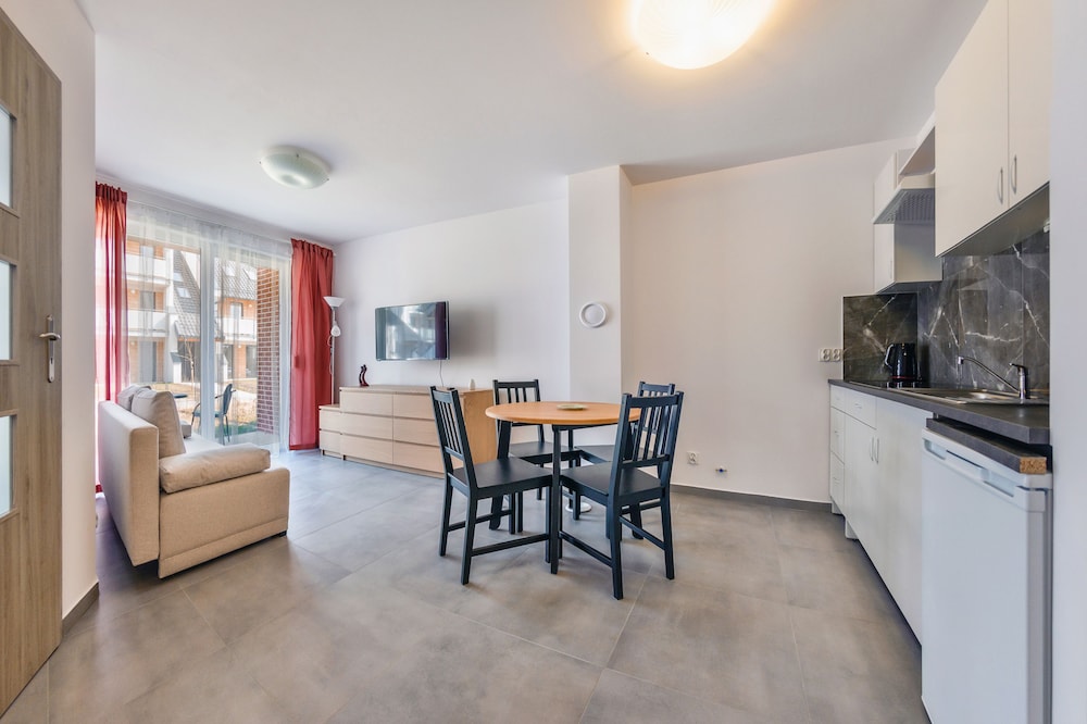 Apartment (11C/3C) photo 3