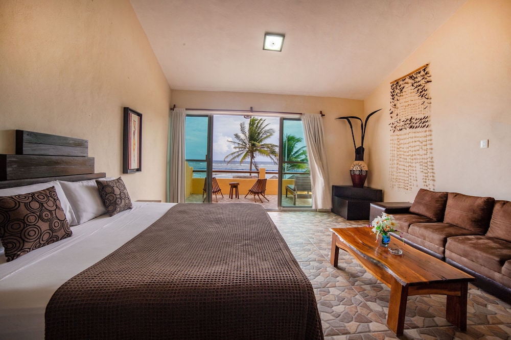 Deluxe Suite, Non Smoking, Ocean View photo 2