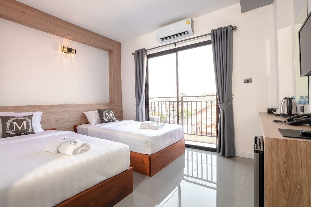 Standard Twin Room - Photo 1