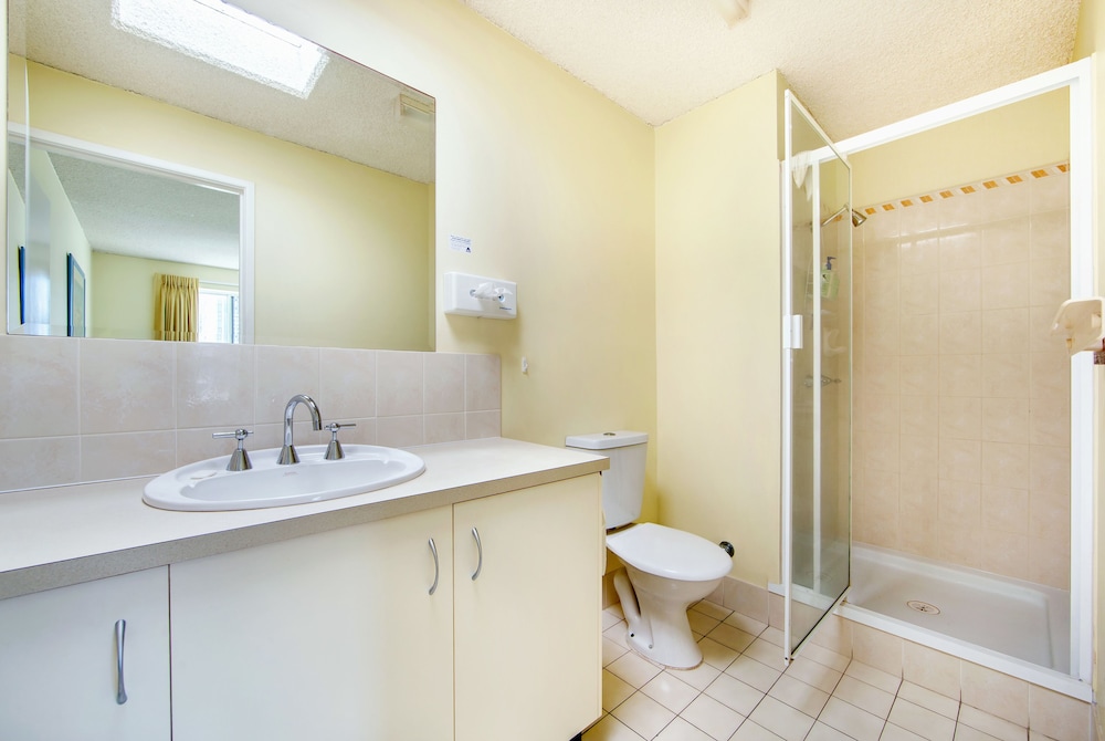 A/C 2 Bedroom Ground Floor Ocean View photo 3