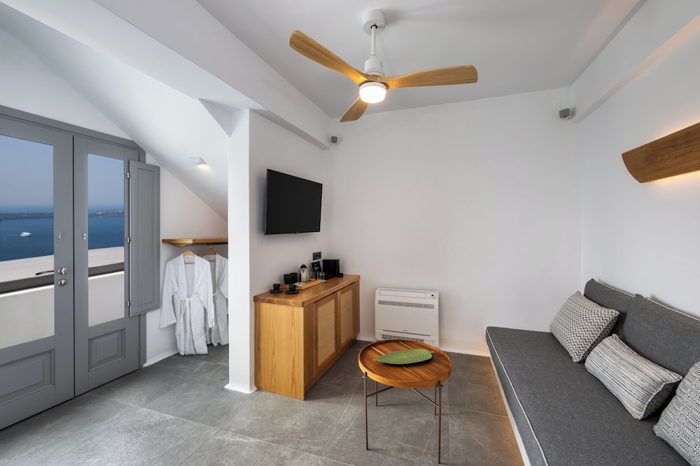 Honeymoon Suite with outdoor - Photo 16