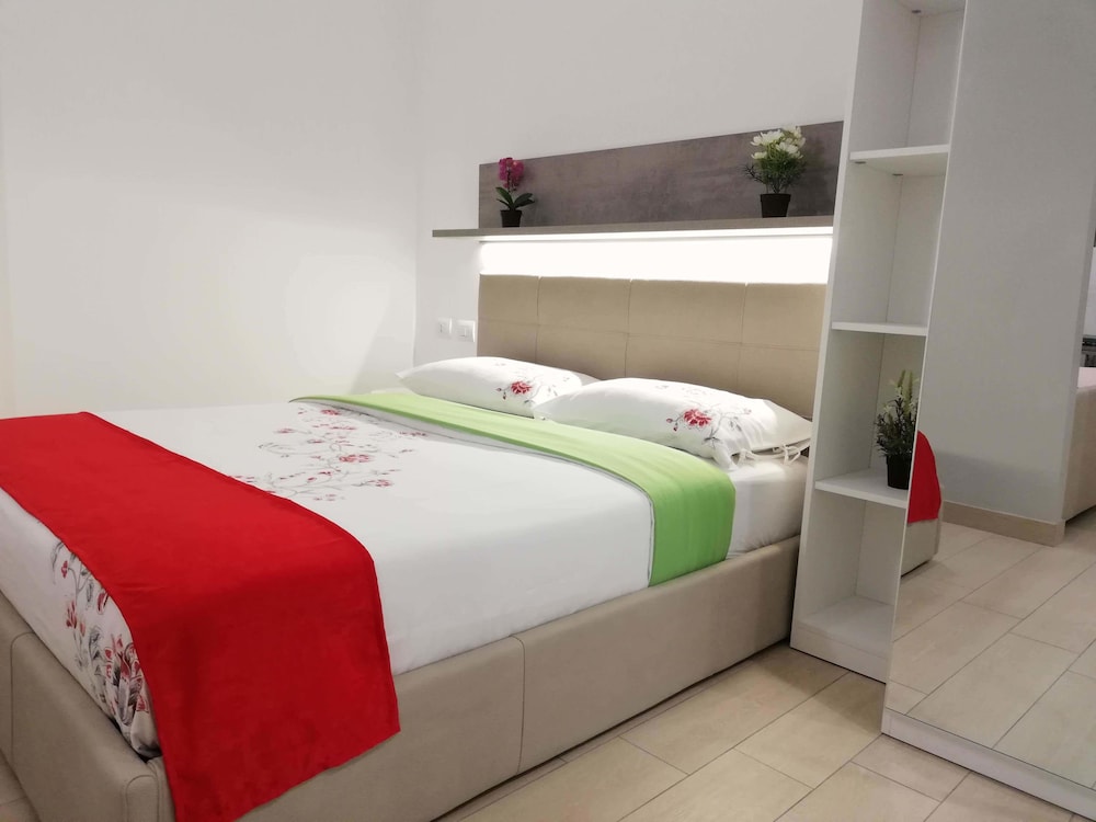 Room, 2 Queen Beds, Accessible, Ocean View - Photo 1