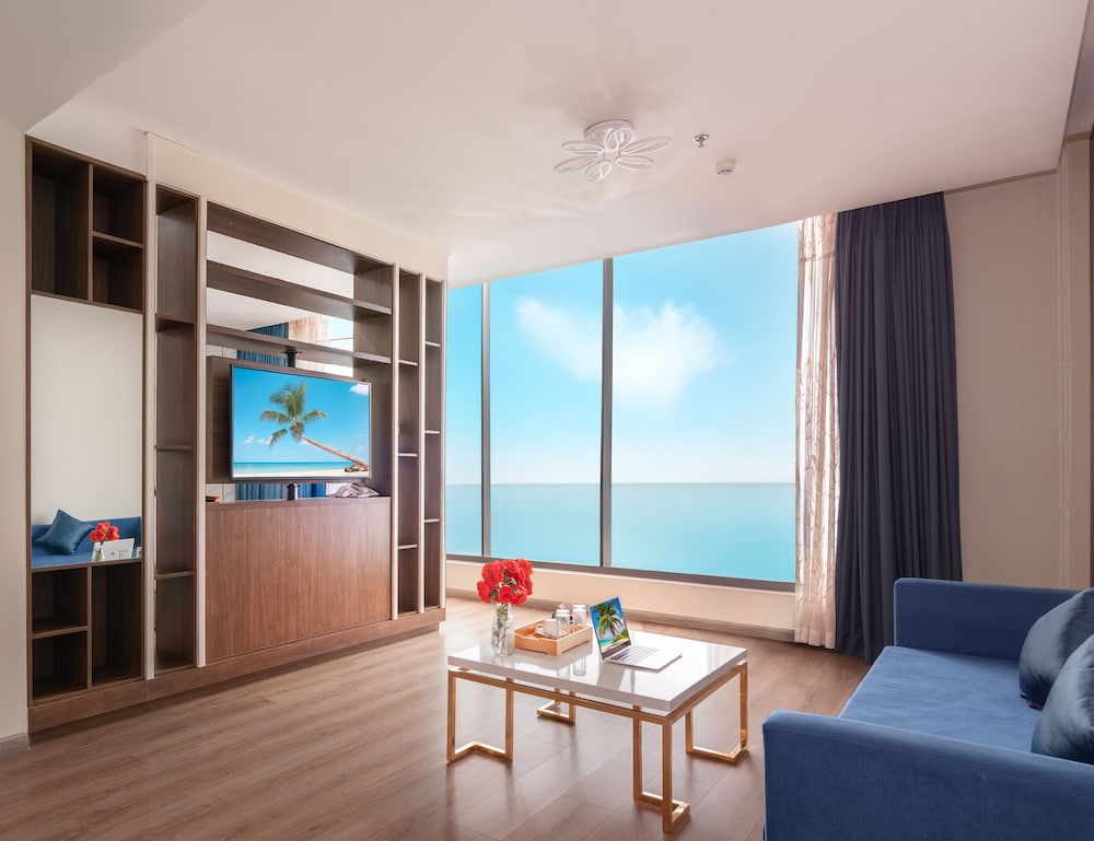 Premier Room, 1 Bedroom, Ocean View photo 1