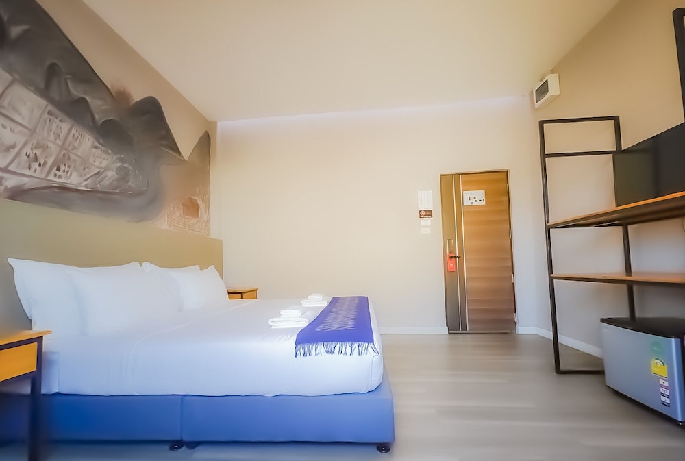 Standard Double or Twin Room - Photo 30