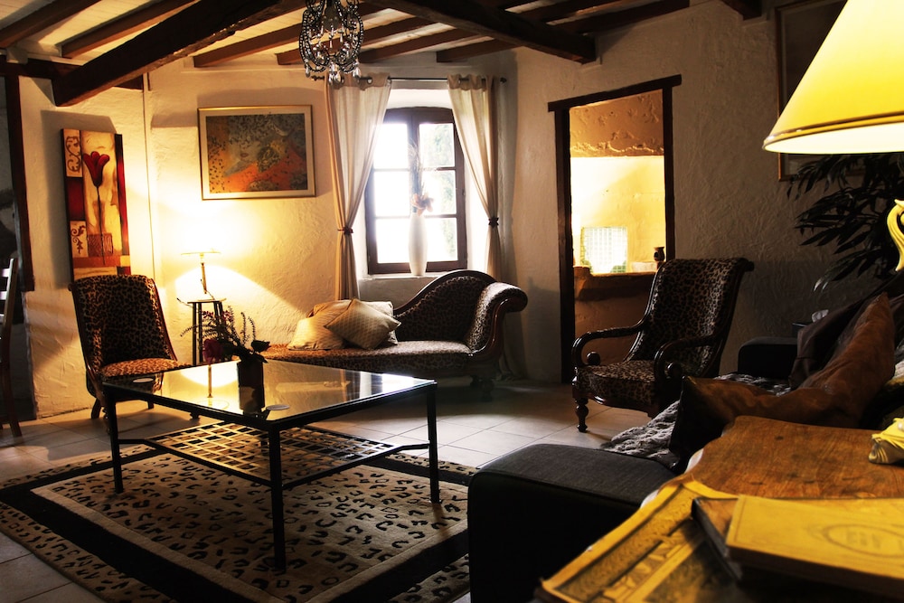 Family Cottage, 3 Bedrooms, Courtyard View, Courtyard Area photo 1