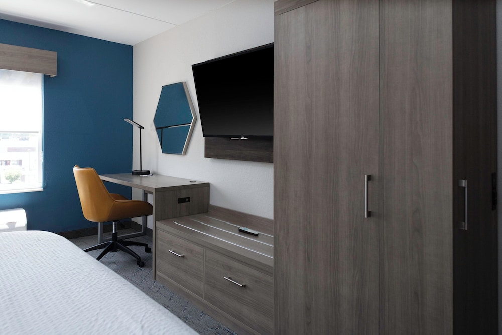 Room, 2 Queen Beds, Accessible - Photo 1