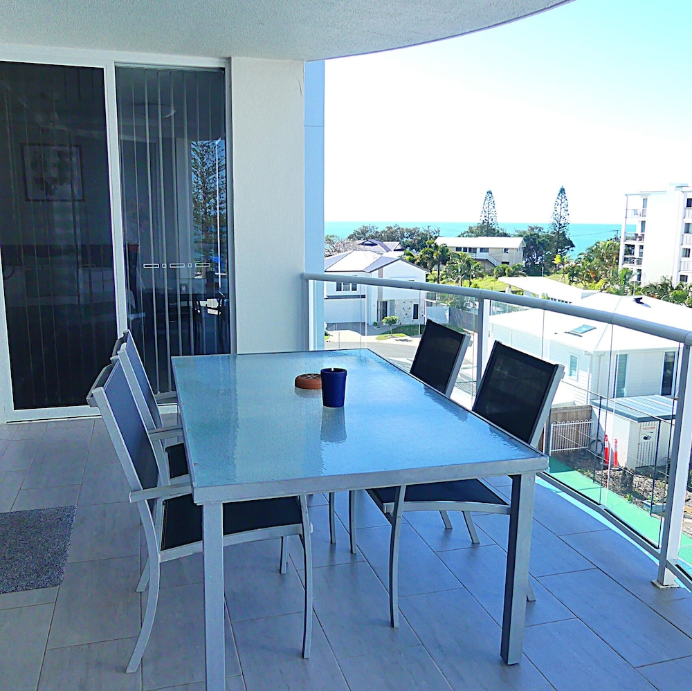 2 Bedroom Partial Ocean View - Photo 13