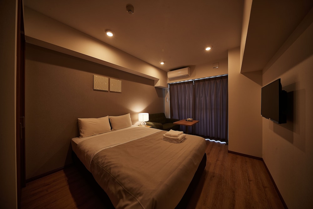 Double Room, Non Smoking - Photo 18