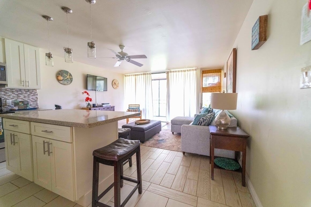 Condo, 1 Bedroom photo 1