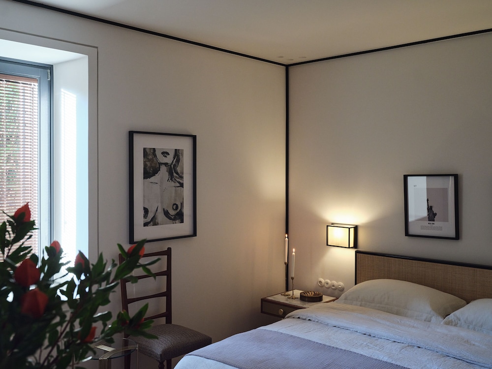 Executive Double Room, City View thumbnail 6
