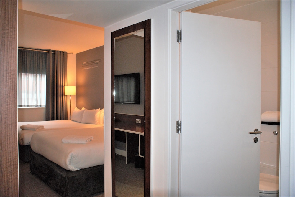 Superior Quadruple Room - Photo 2