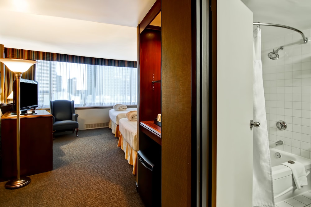 Standard Double Room, 2 Double Beds, City View - Photo 1