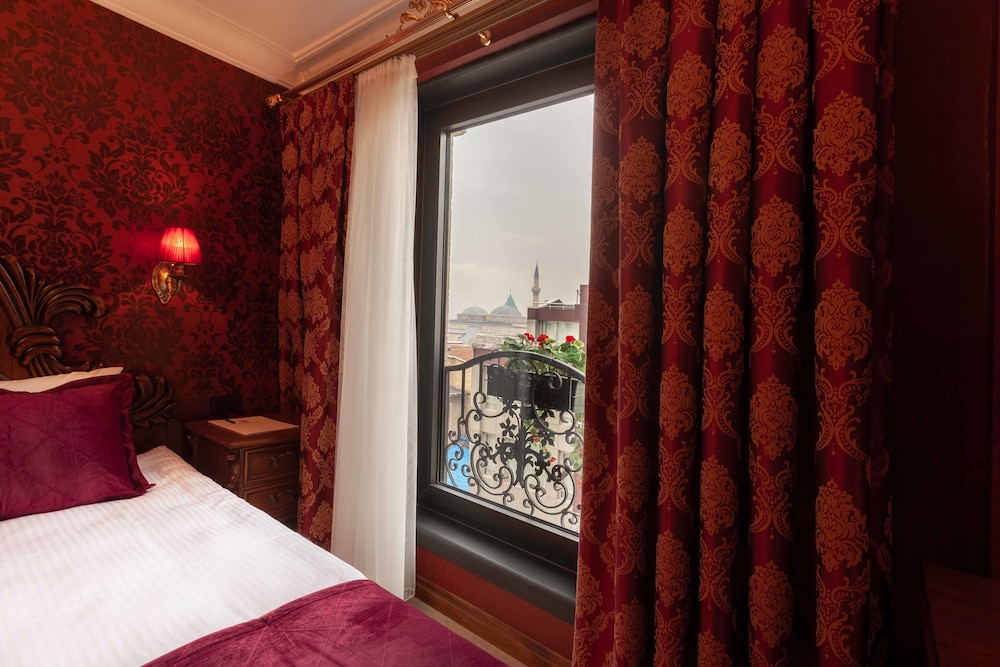 Premium Double Room, 1 King Bed, Non Smoking photo 3