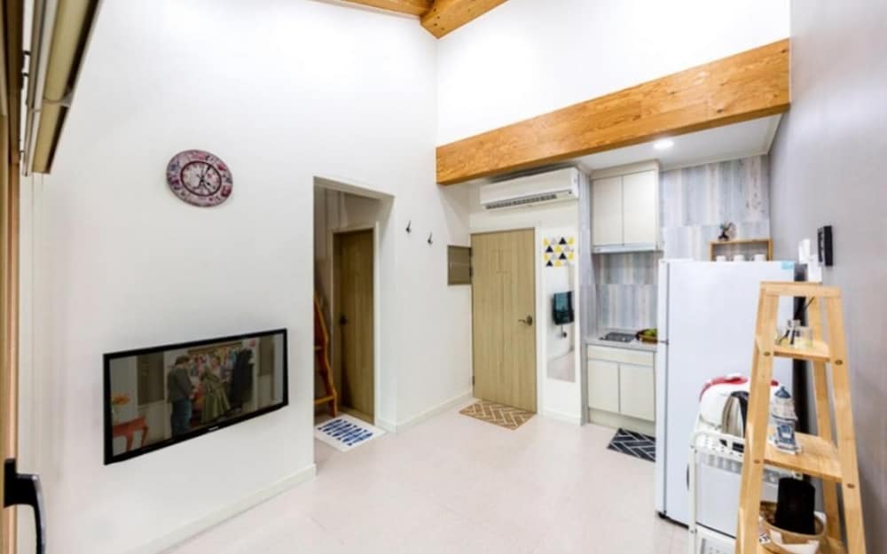 Room (302-Couple Family Floor (Ocean View T)