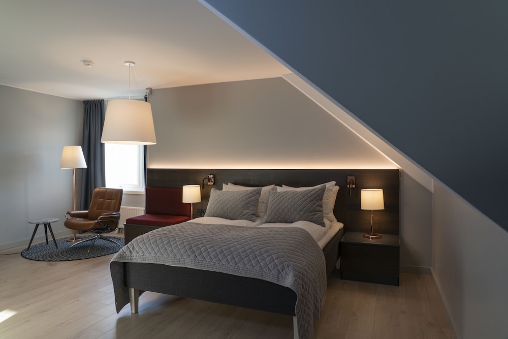 Standard Double or Twin Room Twin Beds - Photo 6